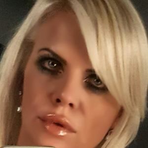 Meet your Posher, Lucy